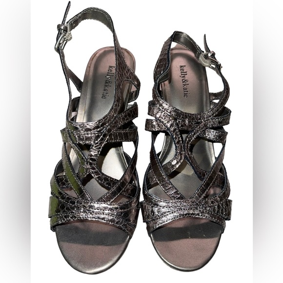 Kelly & Katie - Pewter strappy wedge sandals - size 6 - Picture 2 of 7